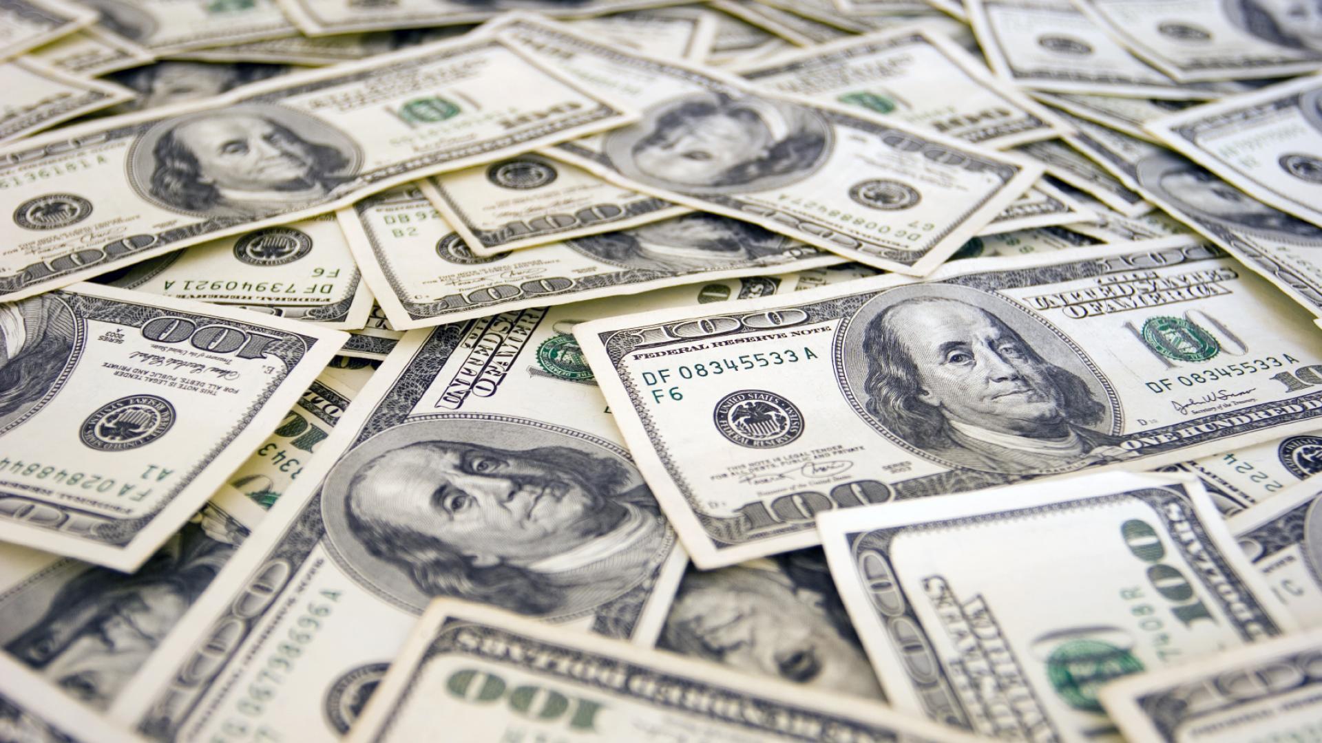 Money Money Money in dating relationships - header image